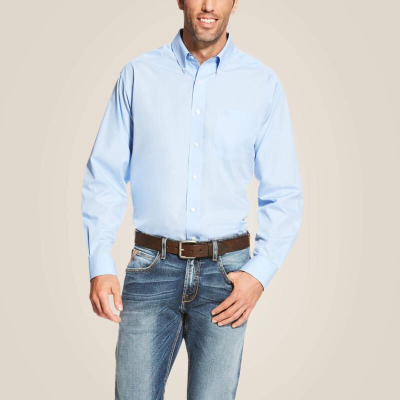 ARIAT INTERNATIONAL INC WRINKLEFREE LT BLUE