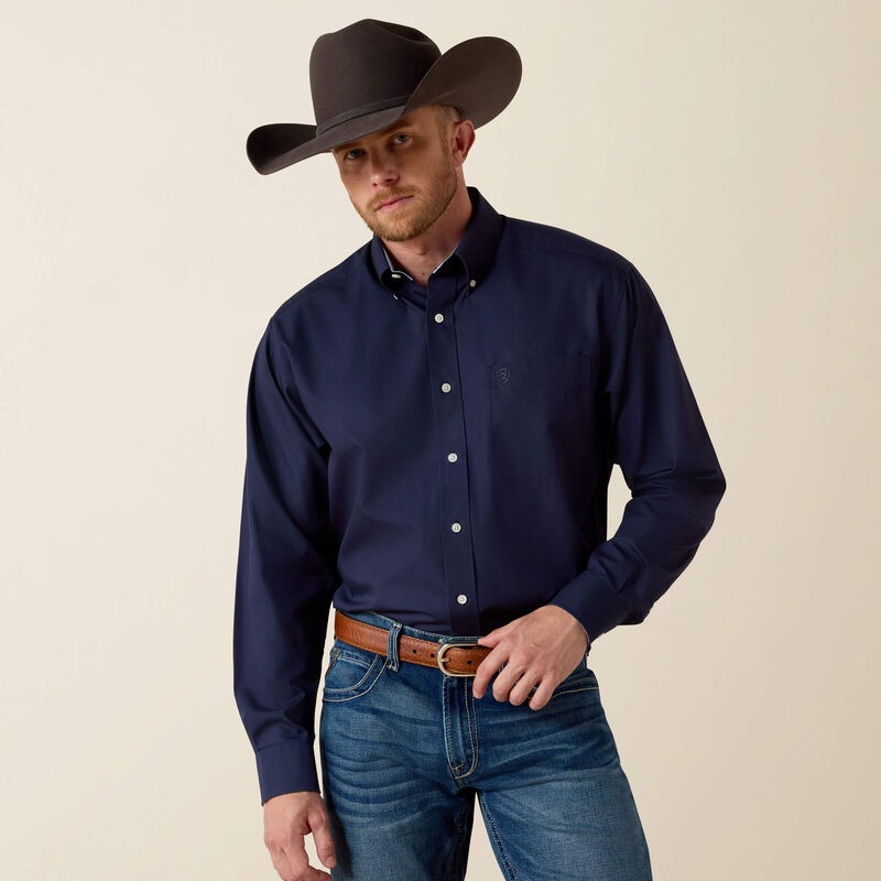 ARIAT INTERNATIONAL INC WRINKLEFREE NAVY