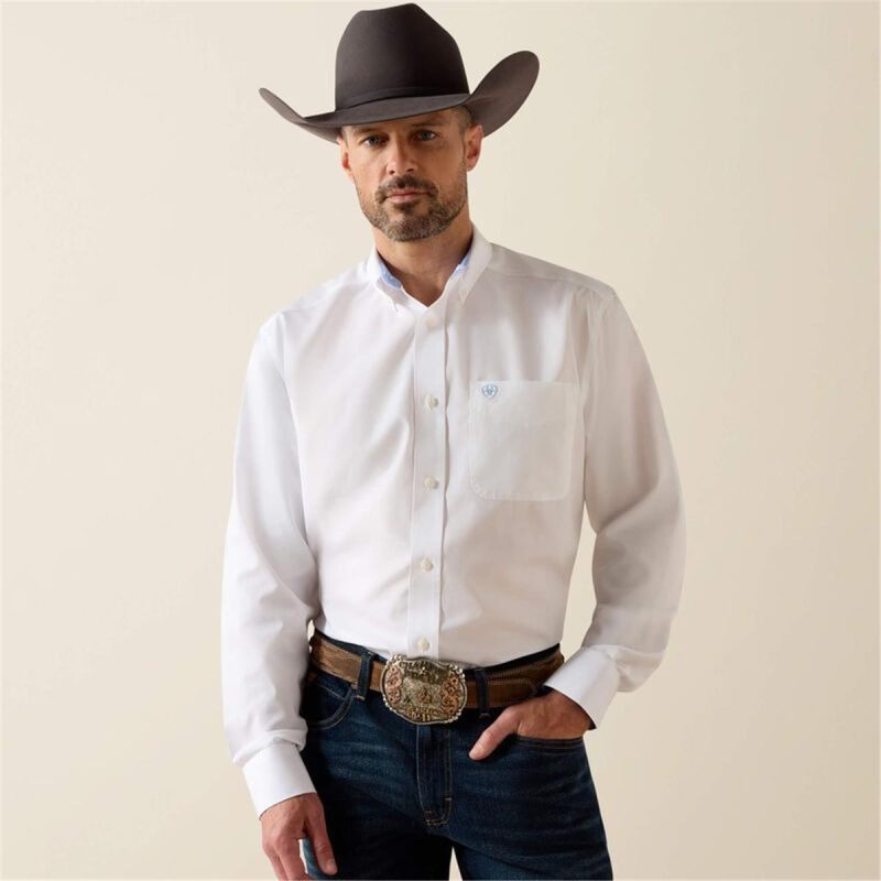 ARIAT INTERNATIONAL INC WRINKLEFREE WHITE