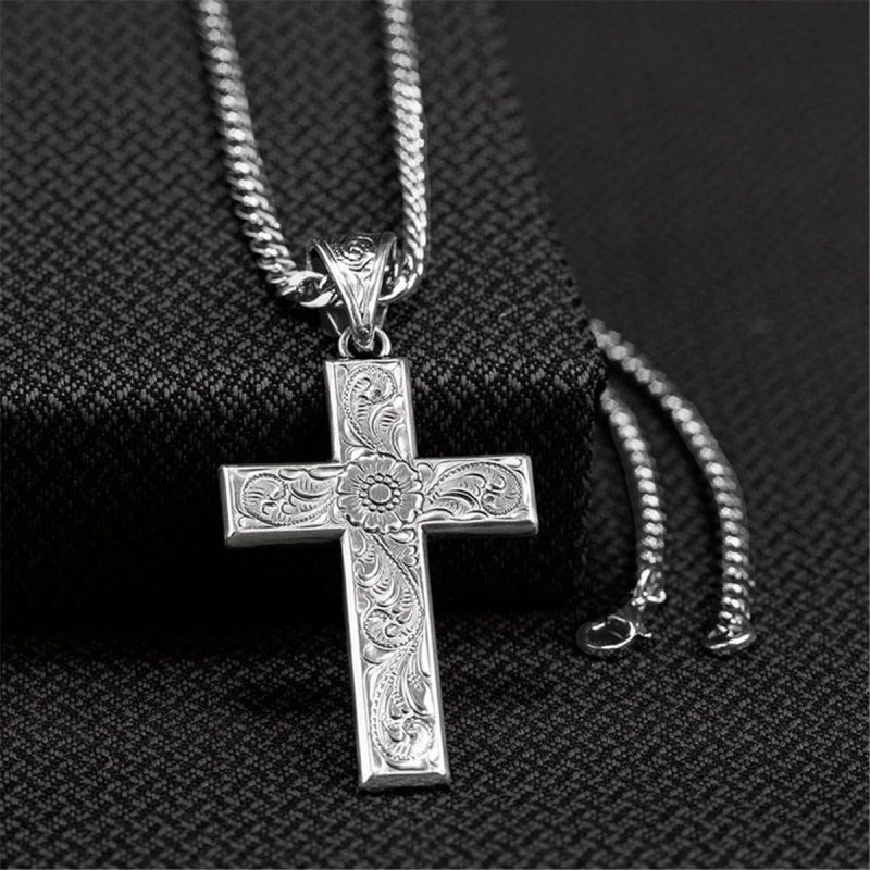M & F WESTERN PRODUCTS MEN'S CROSS NECKLACE